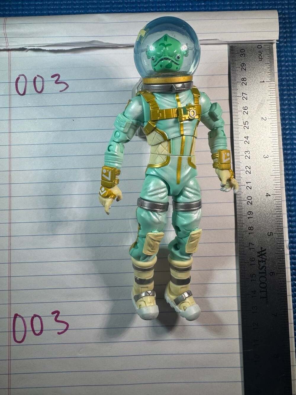 Jazwares Fortnite Leviathan Action Figure 6-Inch Green Fishman Suit